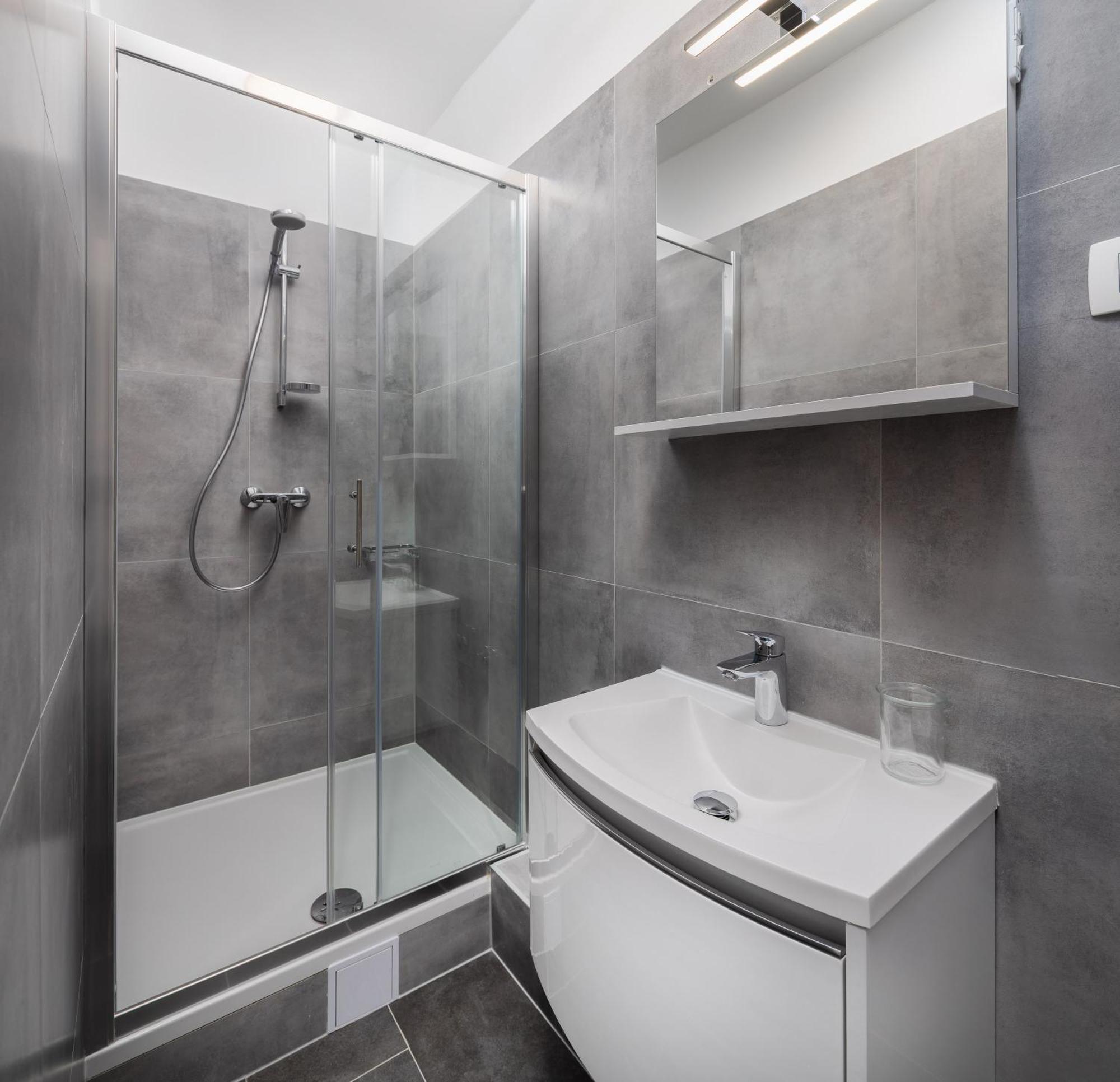 Luxury Studios & Room Five Split Exterior photo